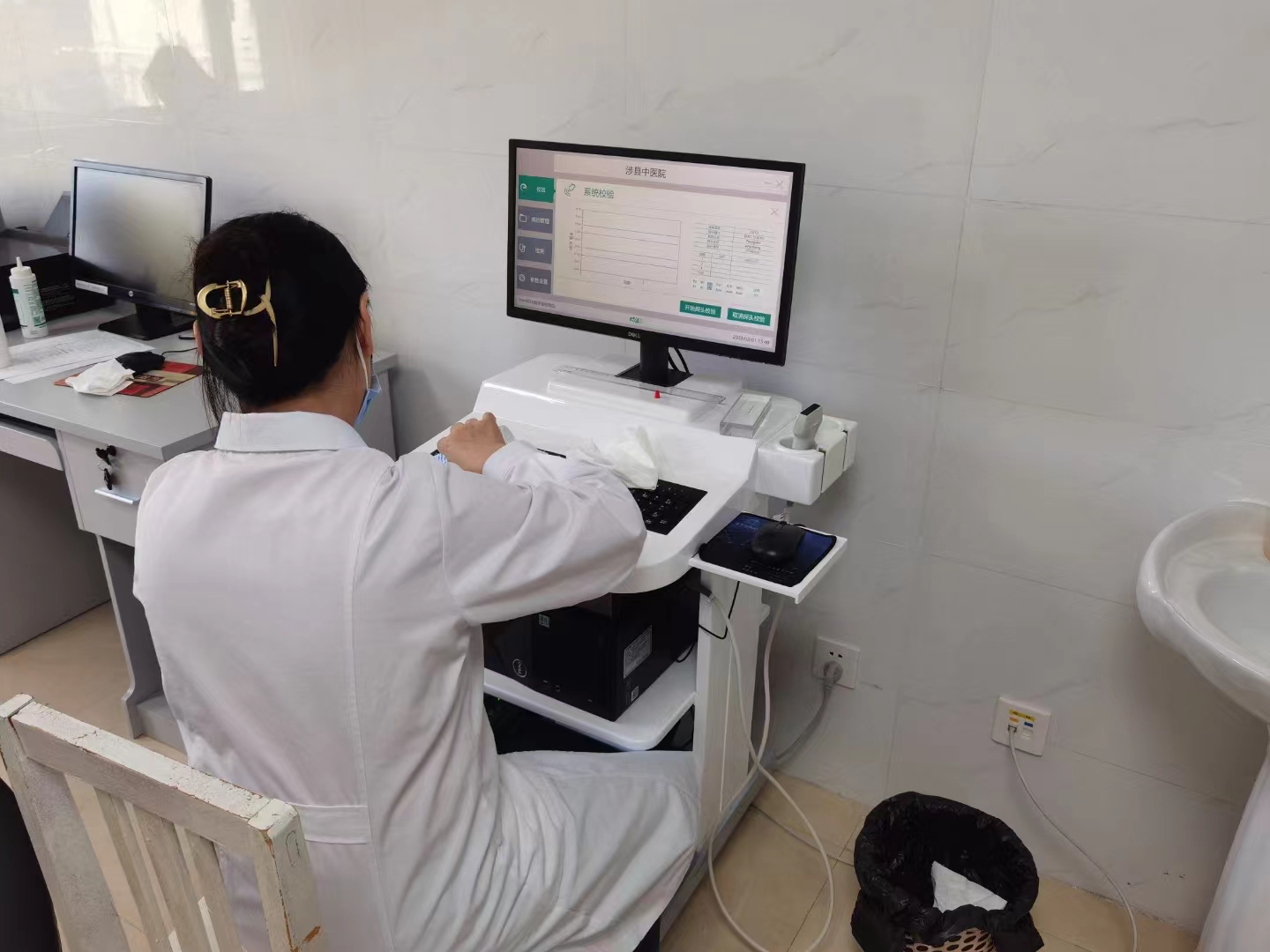 超声骨密度仪：守护全民骨骼健康的“隐形卫士”，多场景社会应用解析